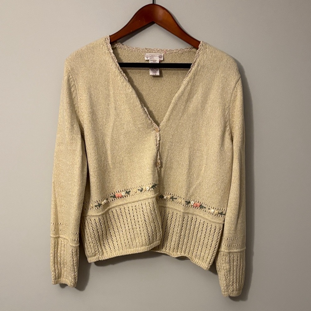Northern Reflections Light Tan V-Neck Sweater with Subtle Floral Detail